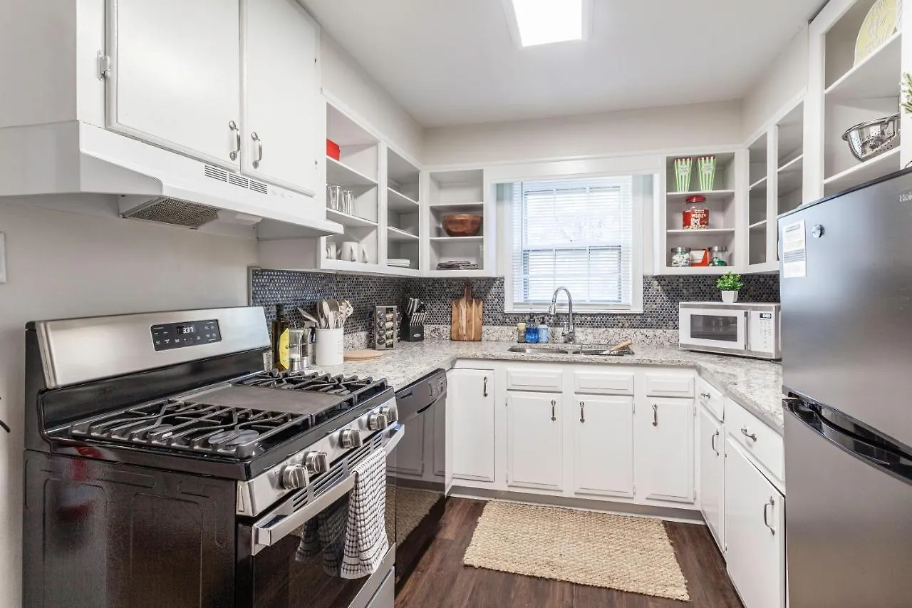 Little Johns Cottage Memphis, Pet-Friendly~Parking USA