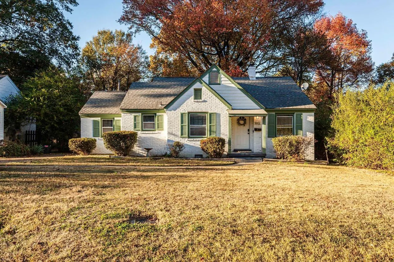 Little Johns Cottage Memphis, Pet-Friendly~Parking Memphis